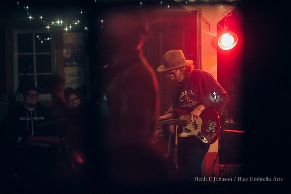 SB10715_585w