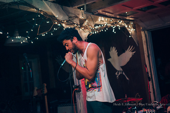SB10715_331w
