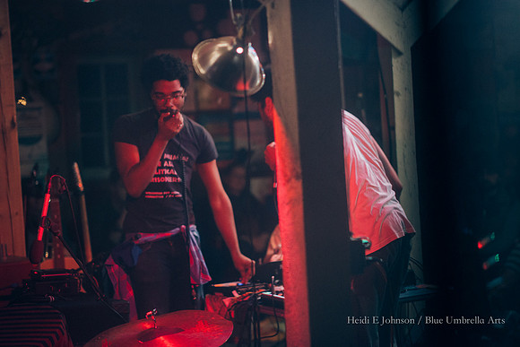SB10715_250w