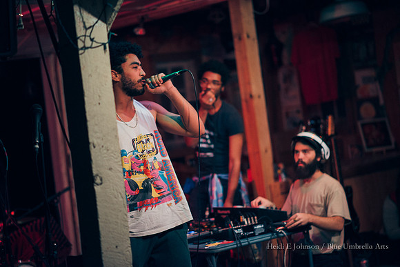 SB10715_236w
