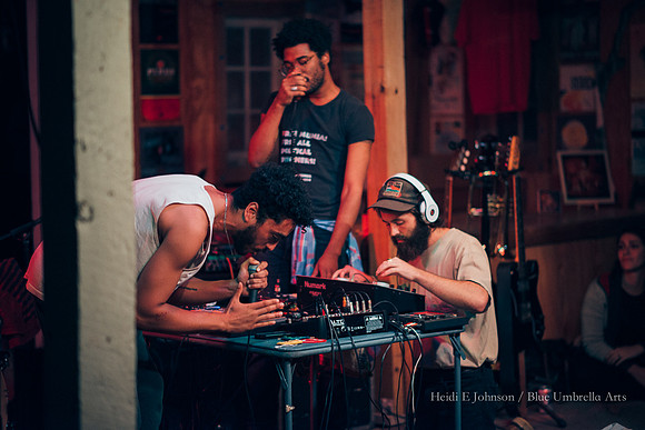 SB10715_234w