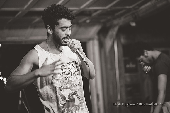 SB10715_220w