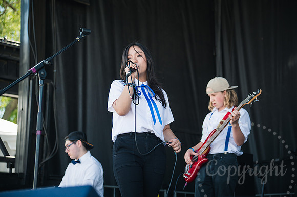 BDBF523_077m