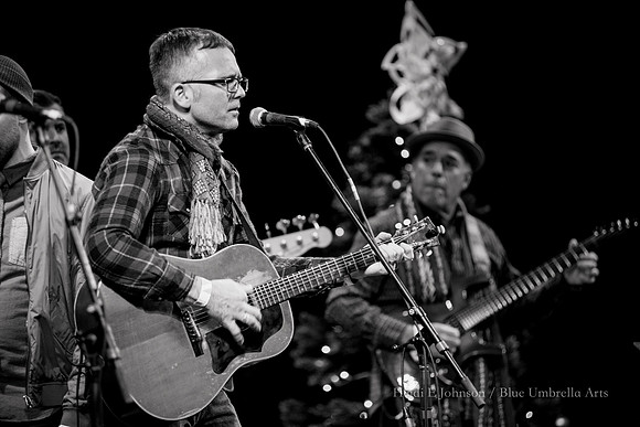 Wintersongs18-170w