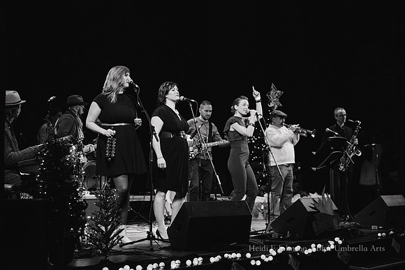 Wintersongs18-136w