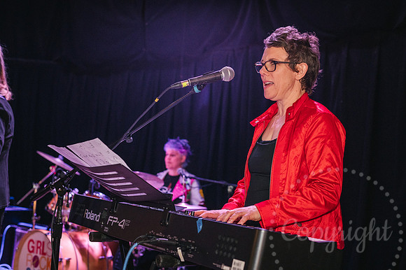 LRC2504-043e
