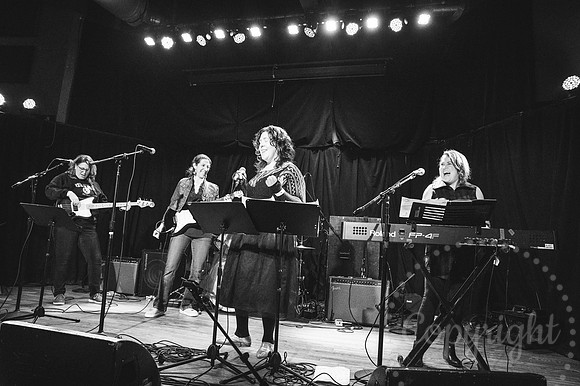 LRC0224-756e