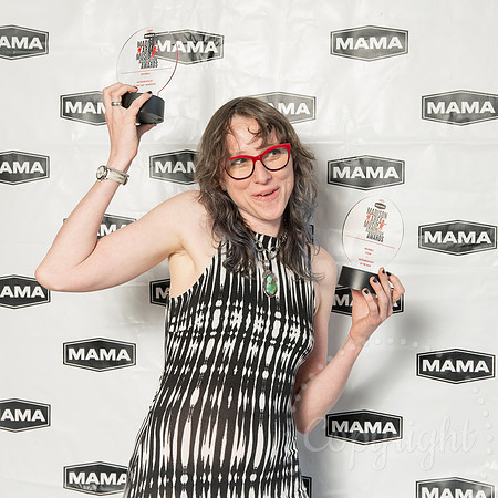 MAMA424-099w